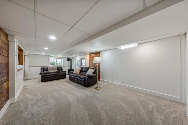 $374,900 | 28674 810th Avenue, Hollandale, MN 56045