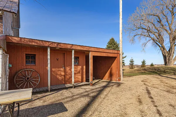 $374,900 | 28674 810th Avenue, Hollandale, MN 56045