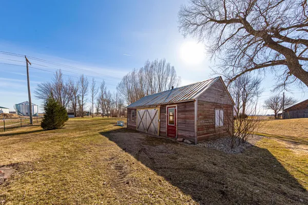 $374,900 | 28674 810th Avenue, Hollandale, MN 56045