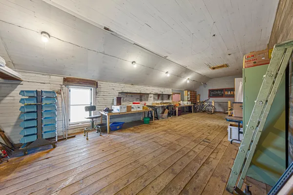 $374,900 | 28674 810th Avenue, Hollandale, MN 56045