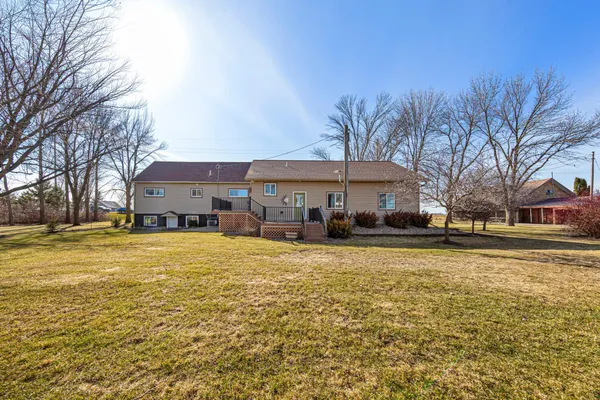 $374,900 | 28674 810th Avenue, Hollandale, MN 56045