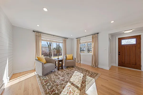 $374,900 | 28674 810th Avenue, Hollandale, MN 56045