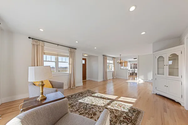 $374,900 | 28674 810th Avenue, Hollandale, MN 56045