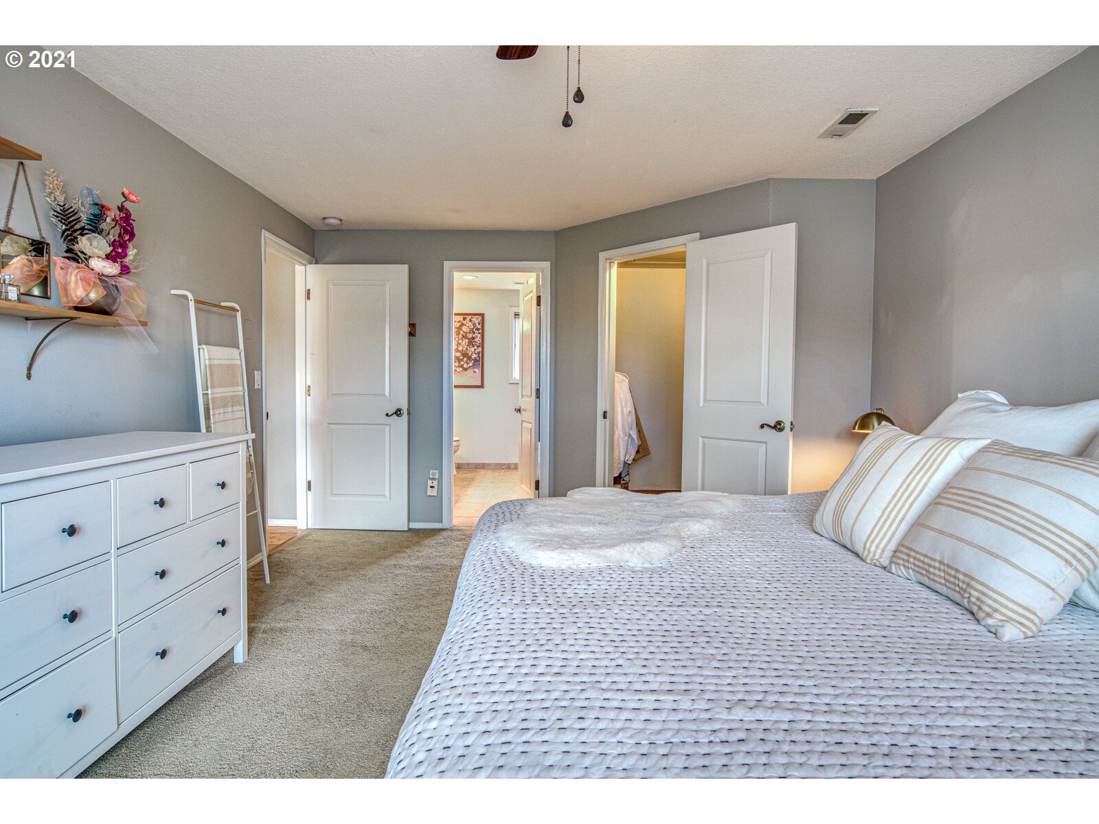 2223 Northwest Douglas Loop Camas, WA 98607 - Photo 15 of 31 Gallery Image 15