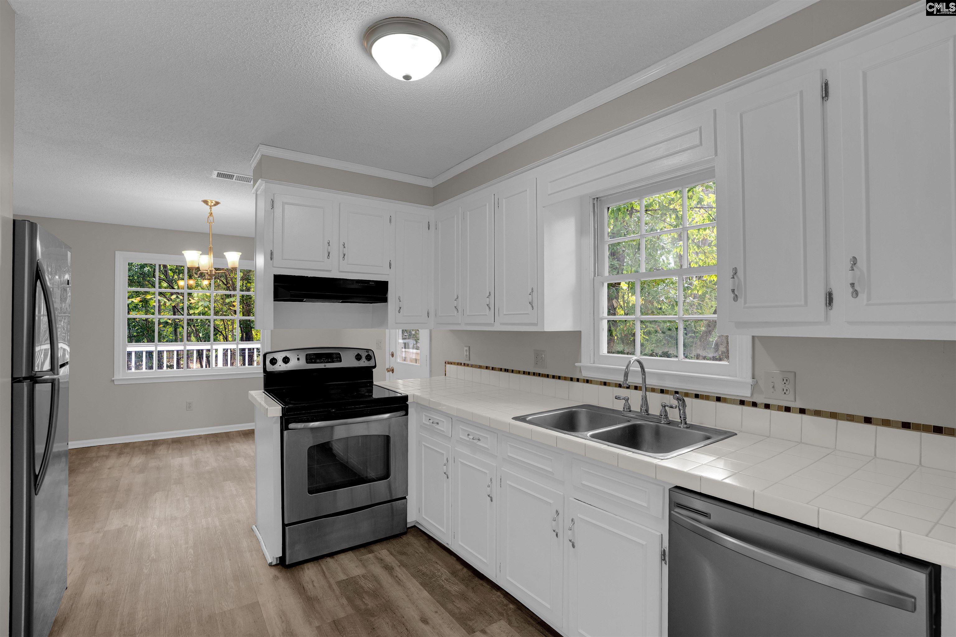 1411 Chadford Road Irmo, SC 29063 - Photo 9 of 37 Gallery Image 9