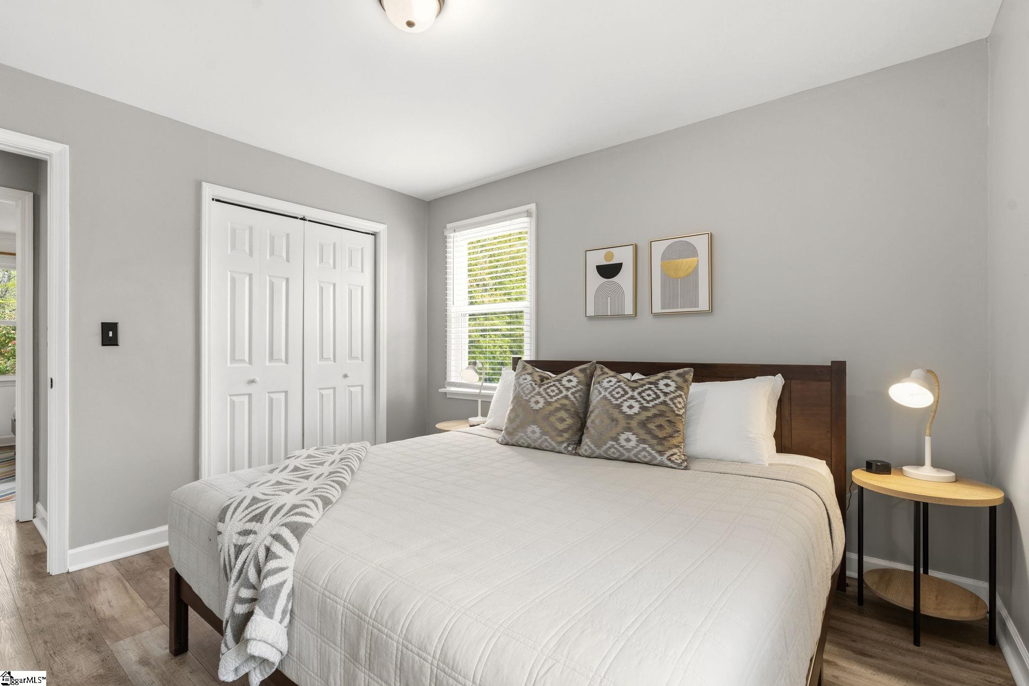 1041 East Perry Road Greenville, SC 29609 - Photo 13 of 20