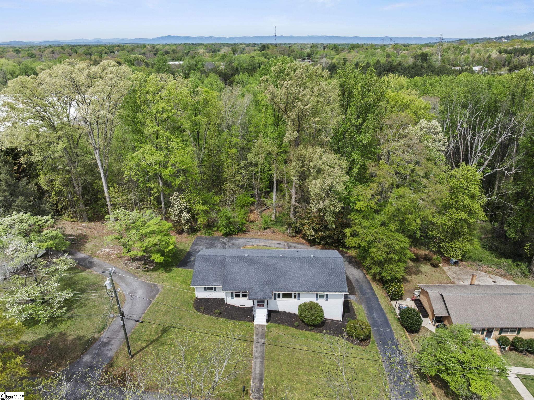 1041 East Perry Road Greenville, SC 29609 - Photo 19 of 20