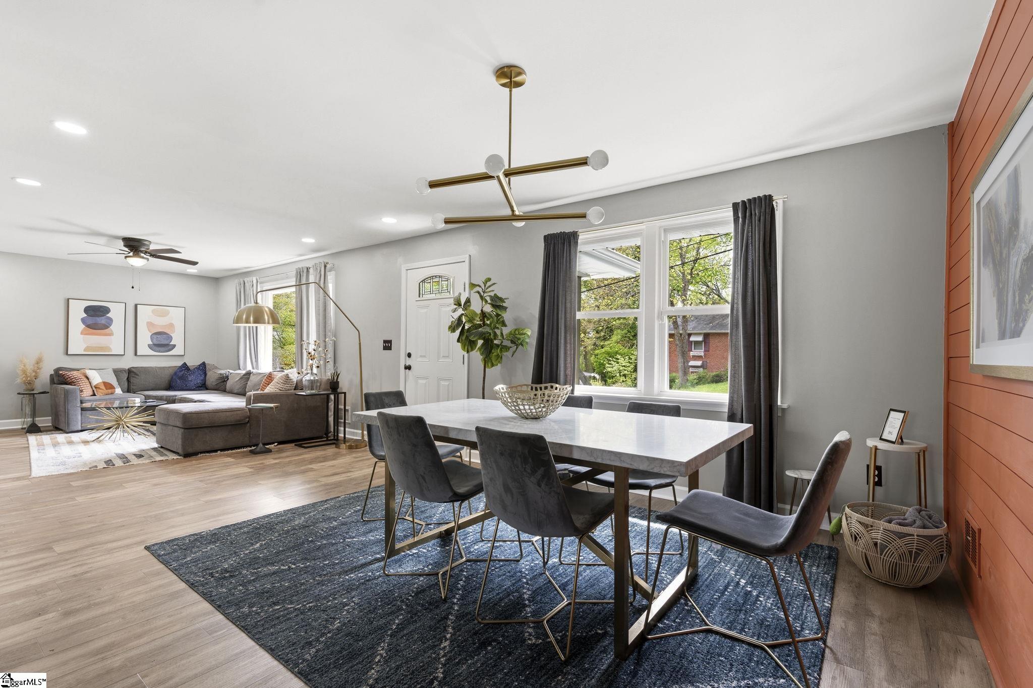 1041 East Perry Road Greenville, SC 29609 - Photo 5 of 20