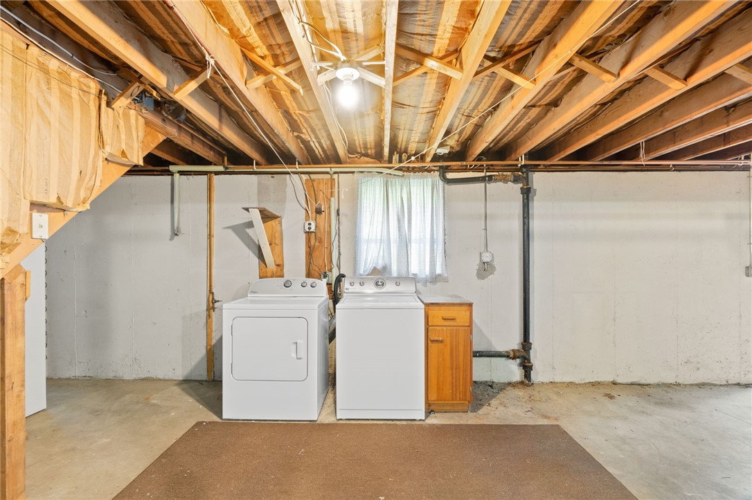 44 Old Post Road Westerly, RI 02891 - Photo 31 of 38 Basement W/D