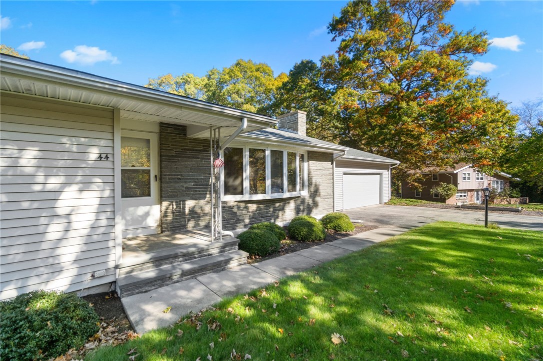 44 Old Post Road Westerly, RI 02891 - Photo 4 of 38 Front of House
