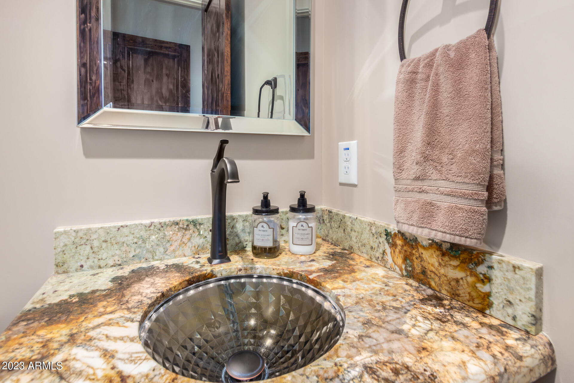 709 West Dolores Road Phoenix, AZ 85086 - Photo 31 of 86 Gallery Image 31