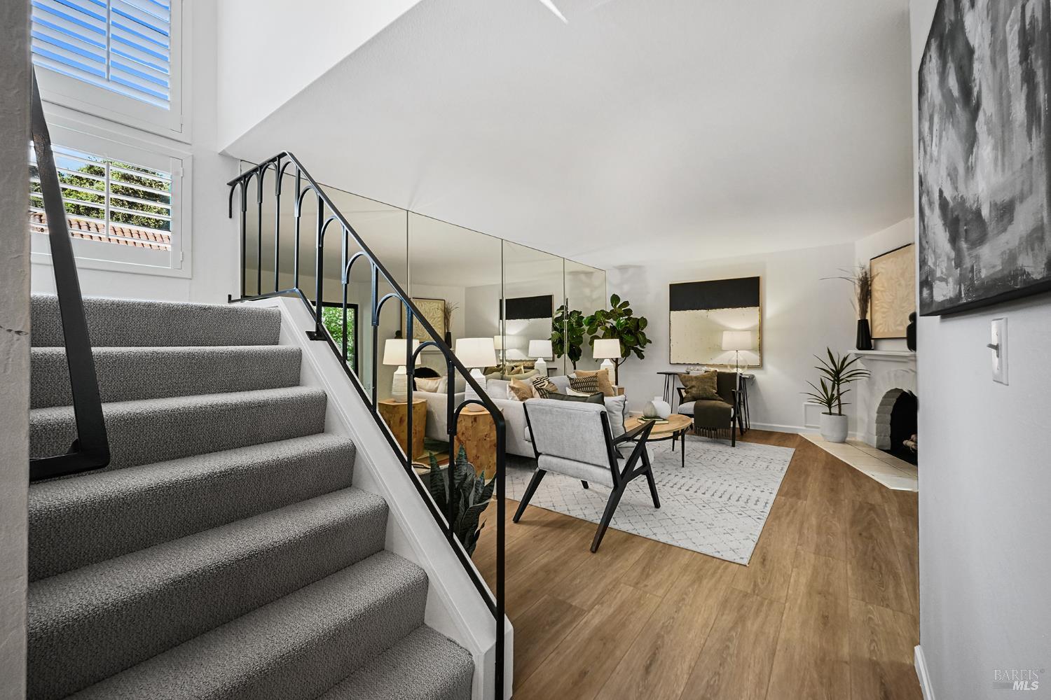 91 Grande Paseo San Rafael, CA 94903 - Photo 17 of 37