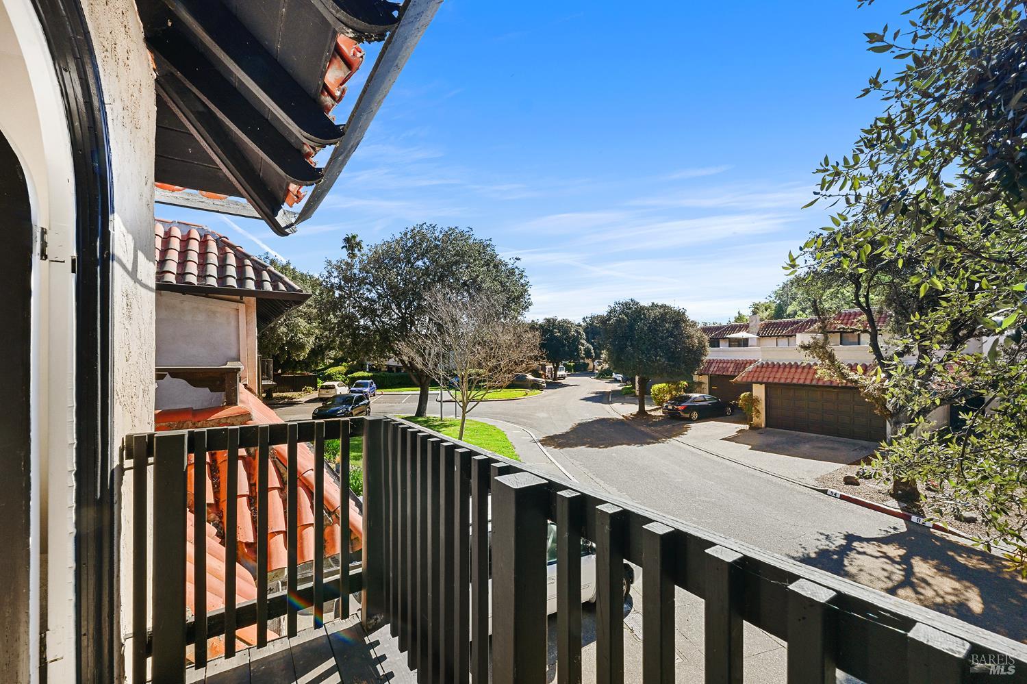 91 Grande Paseo San Rafael, CA 94903 - Photo 22 of 37