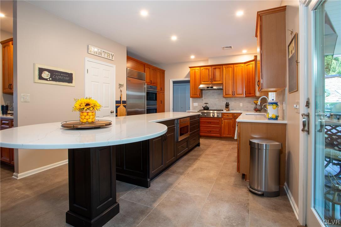 6407 Overlook Road Orefield, PA 18069 - Photo 11 of 42 Gallery Image 11