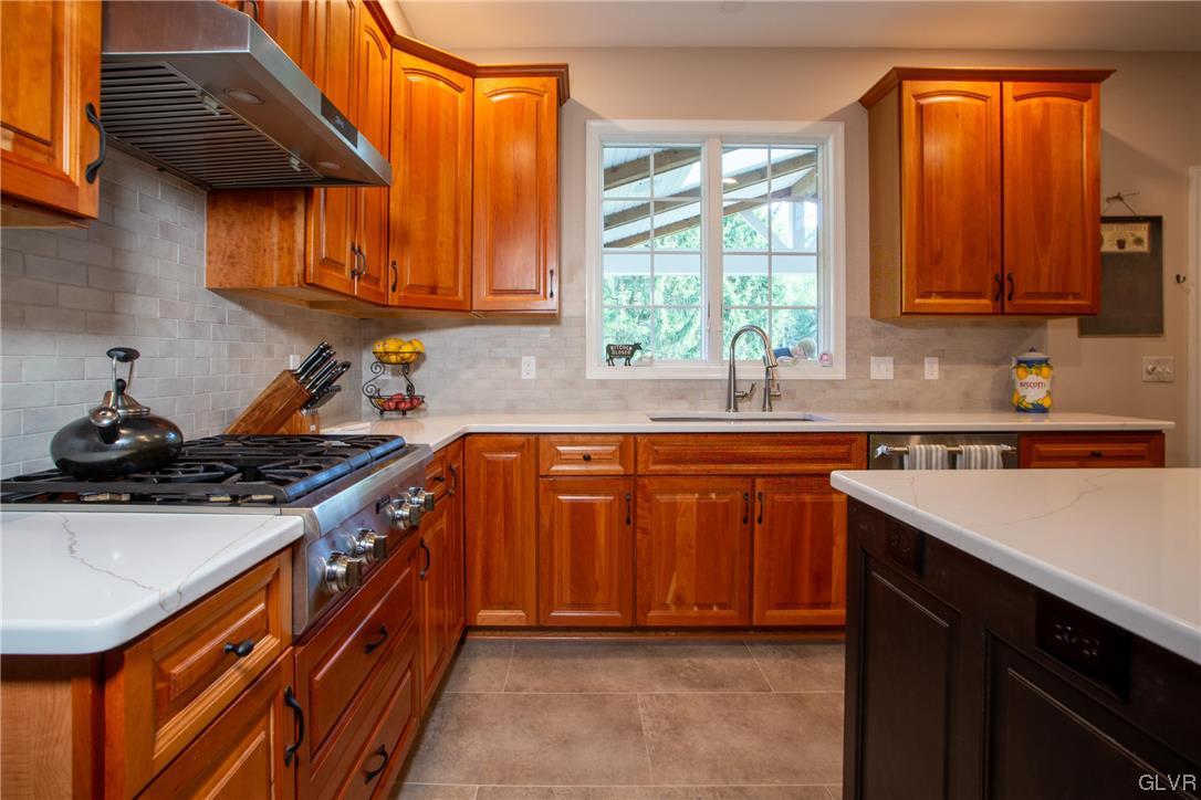 6407 Overlook Road Orefield, PA 18069 - Photo 13 of 42 Gallery Image 13