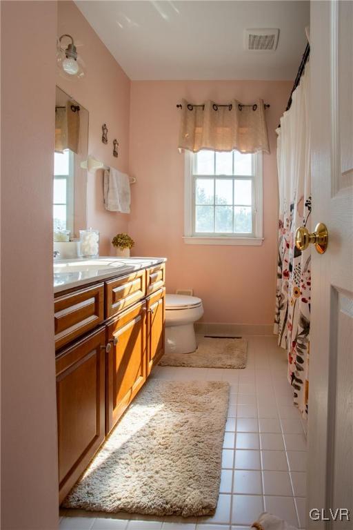 6407 Overlook Road Orefield, PA 18069 - Photo 30 of 42 2nd Floor Full Bath