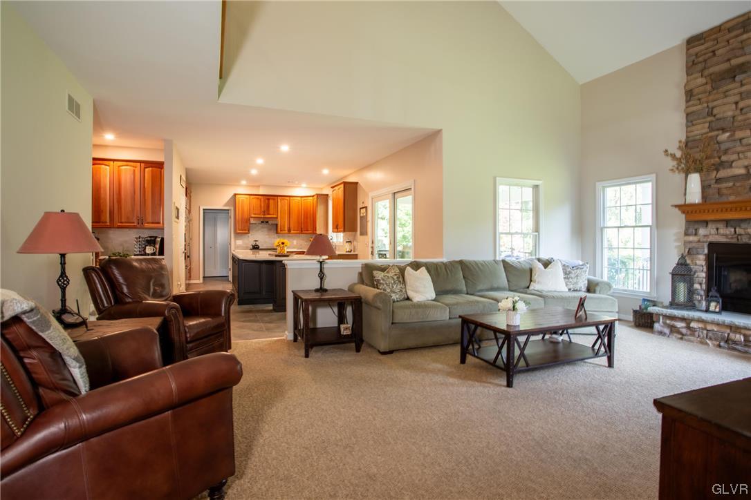 6407 Overlook Road Orefield, PA 18069 - Photo 9 of 42 Gallery Image 9
