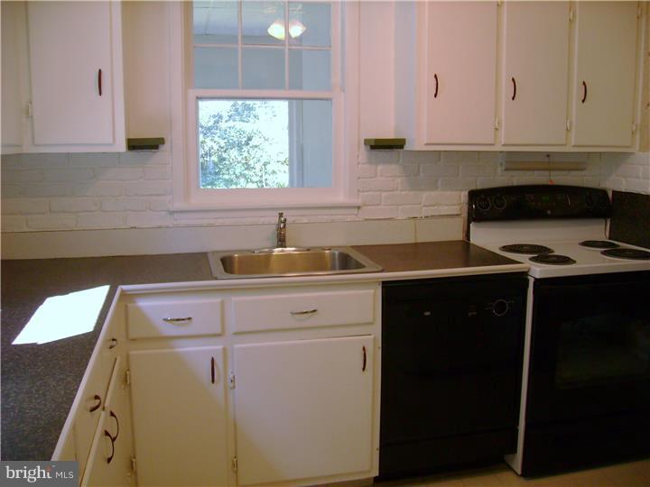 752 Upper Neck Road Pittsgrove, NJ 08318 - Photo 21 of 25 Kitchen