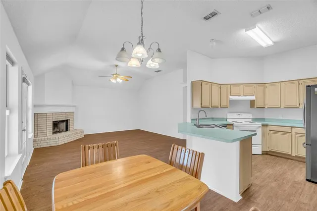 $2,000 | 8464 Ruthette Drive, North Richland Hills, TX 76182