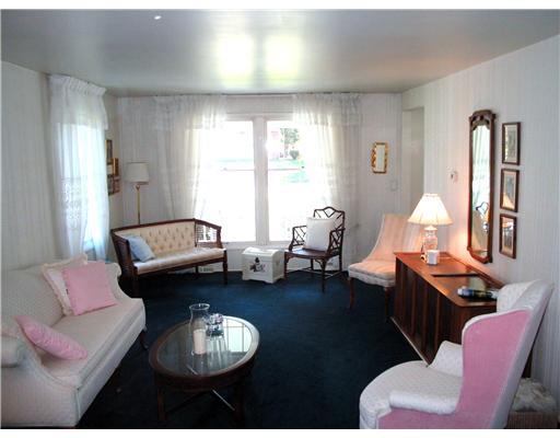 Living Room. 