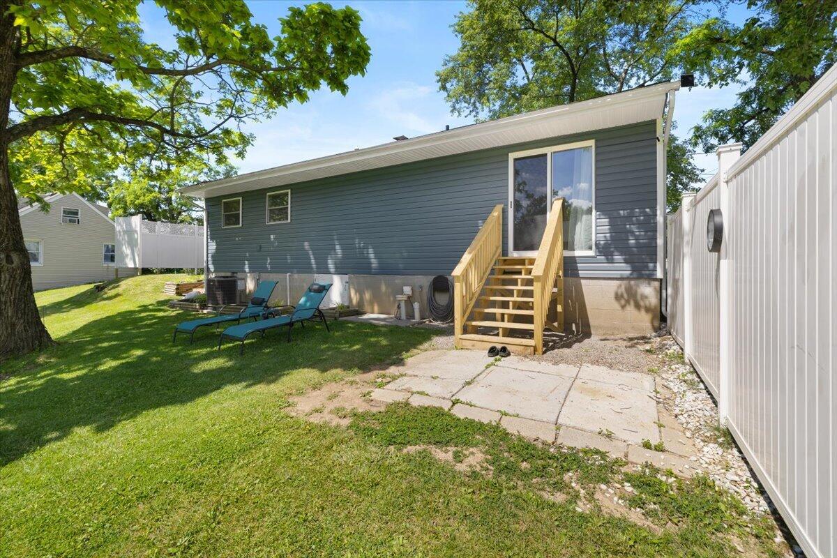 1610 Troy Road Springfield, OH 45504 - Photo 27 of 44 34-3I3A5521