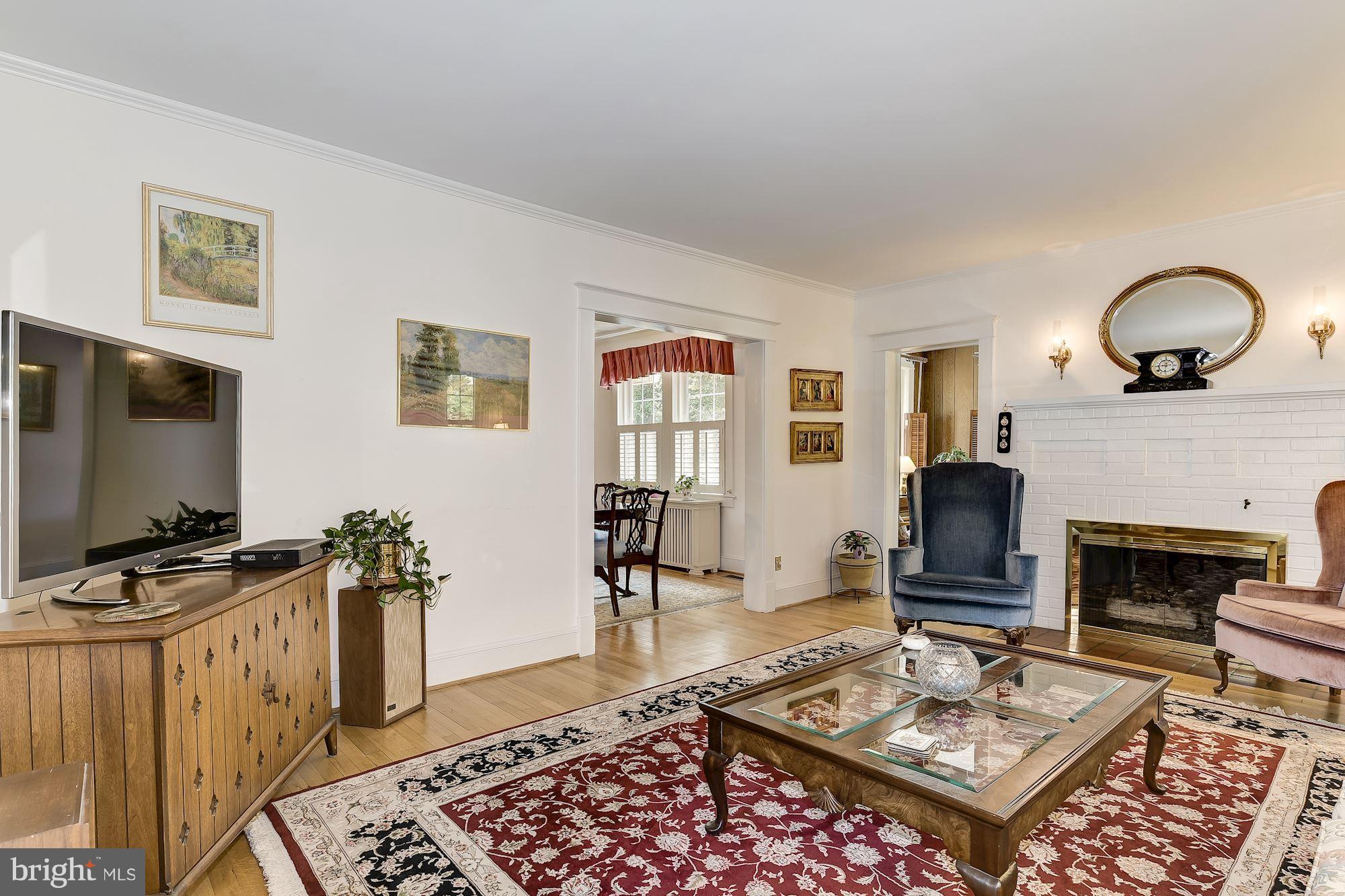 Living Room with Fireplace