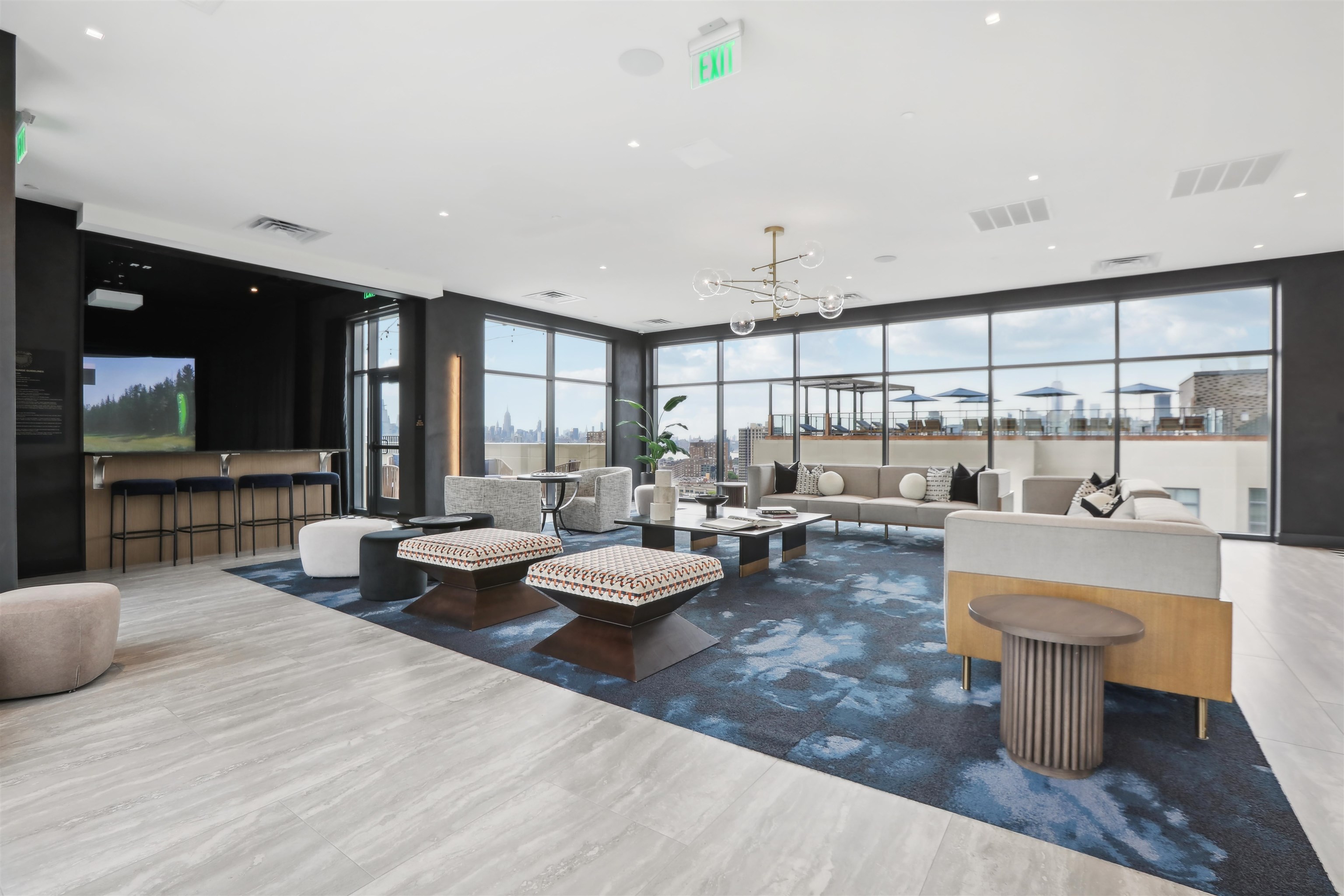 32 Oakland Avenue, Unit 1504 Jersey City, NJ 07306 - Photo 33 of 50 a large room with lots of table and chairs