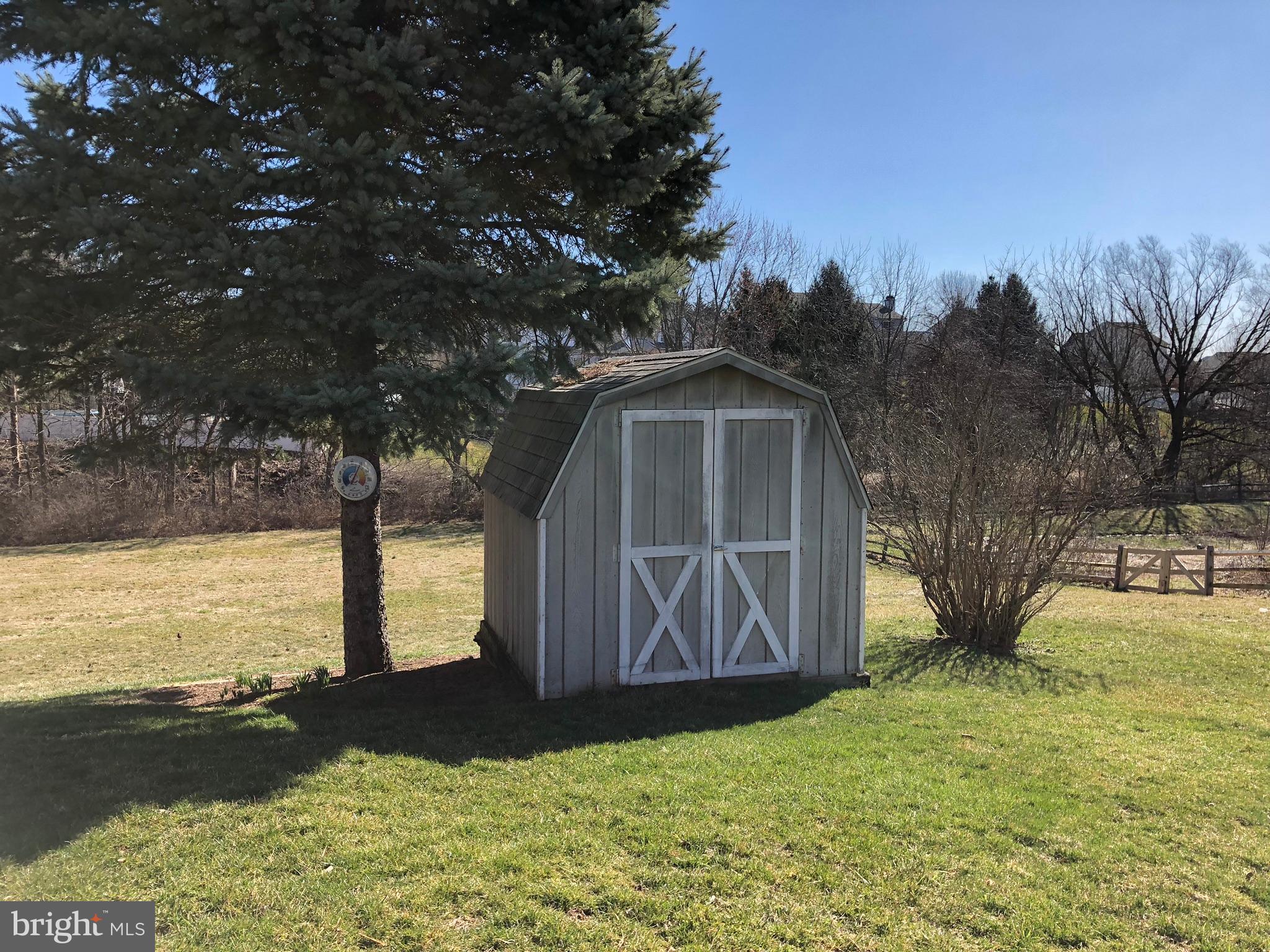 2545 Coldspring Road York, PA 17404 - Photo 10 of 40 Gallery Image 10