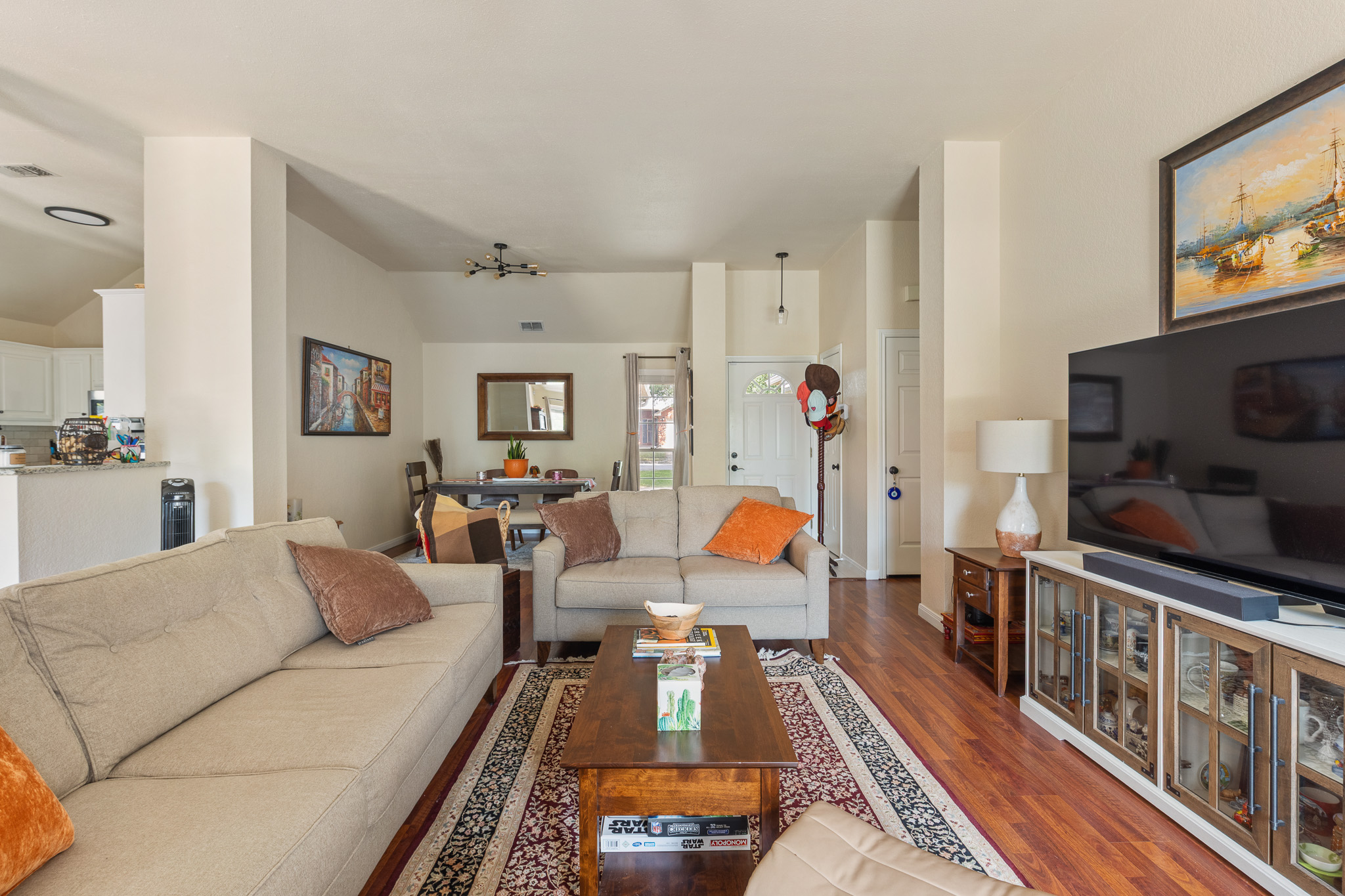 2305 Raintree Path Round Rock, TX 78664 - Photo 10 of 36