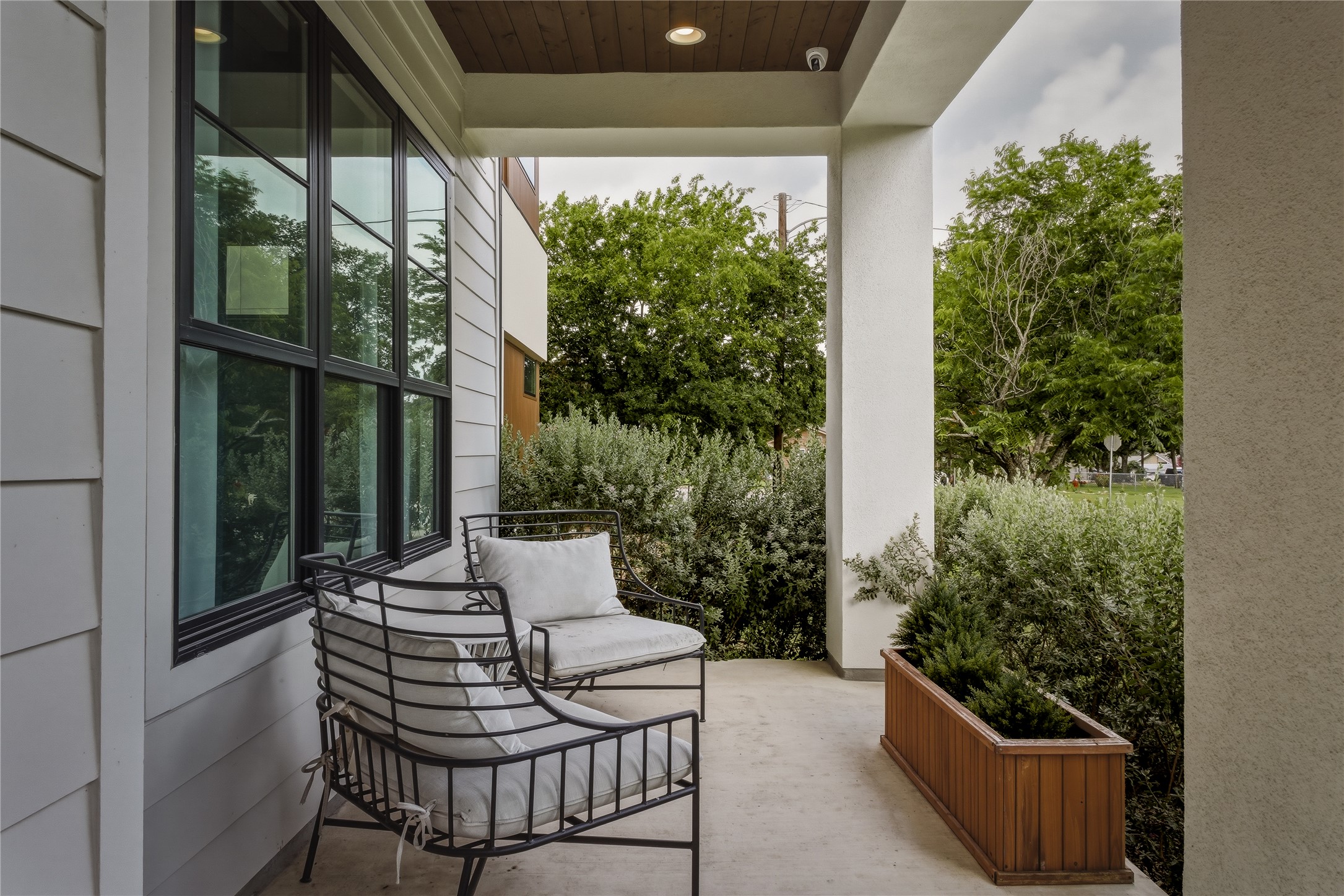 705 West 10th Street Georgetown, TX 78626 - Photo 8 of 40