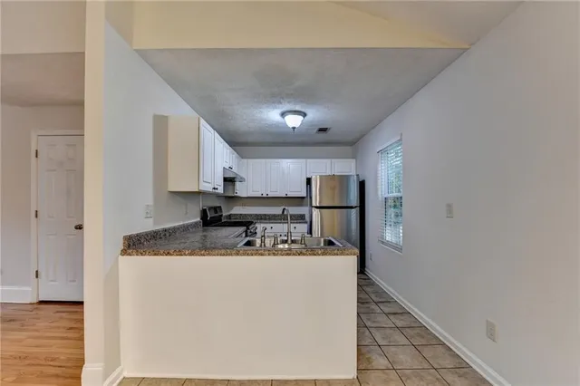 $1,930 | 3112 Sentinel Circle, Lawrenceville, GA 30043