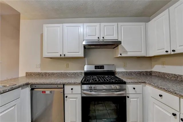 $1,930 | 3112 Sentinel Circle, Lawrenceville, GA 30043