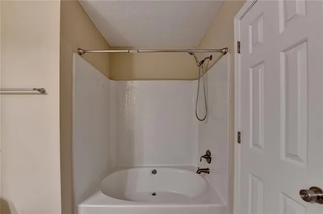 $1,930 | 3112 Sentinel Circle, Lawrenceville, GA 30043