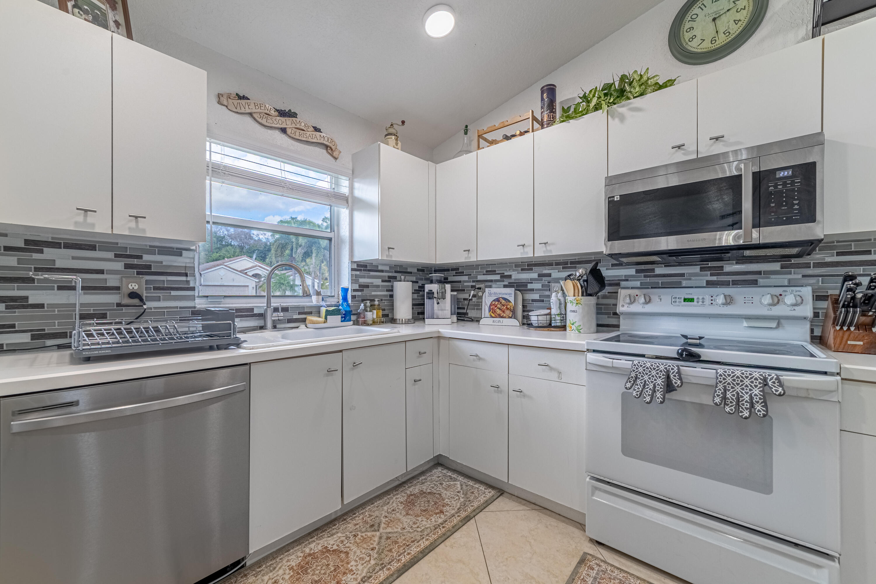 22740 Royal Crown Terrace East Boca Raton, FL 33433 - Photo 12 of 37 Kitchen-D