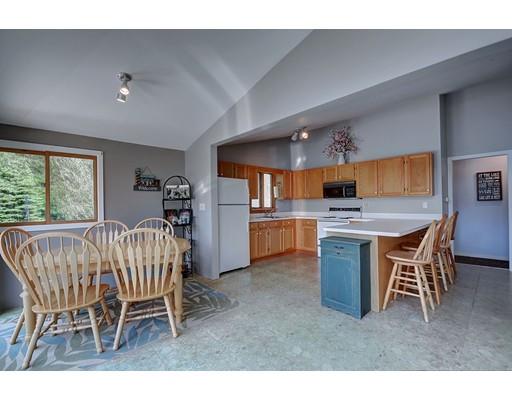 53 Island Road Holland, MA 01521 - Photo 8 of 20