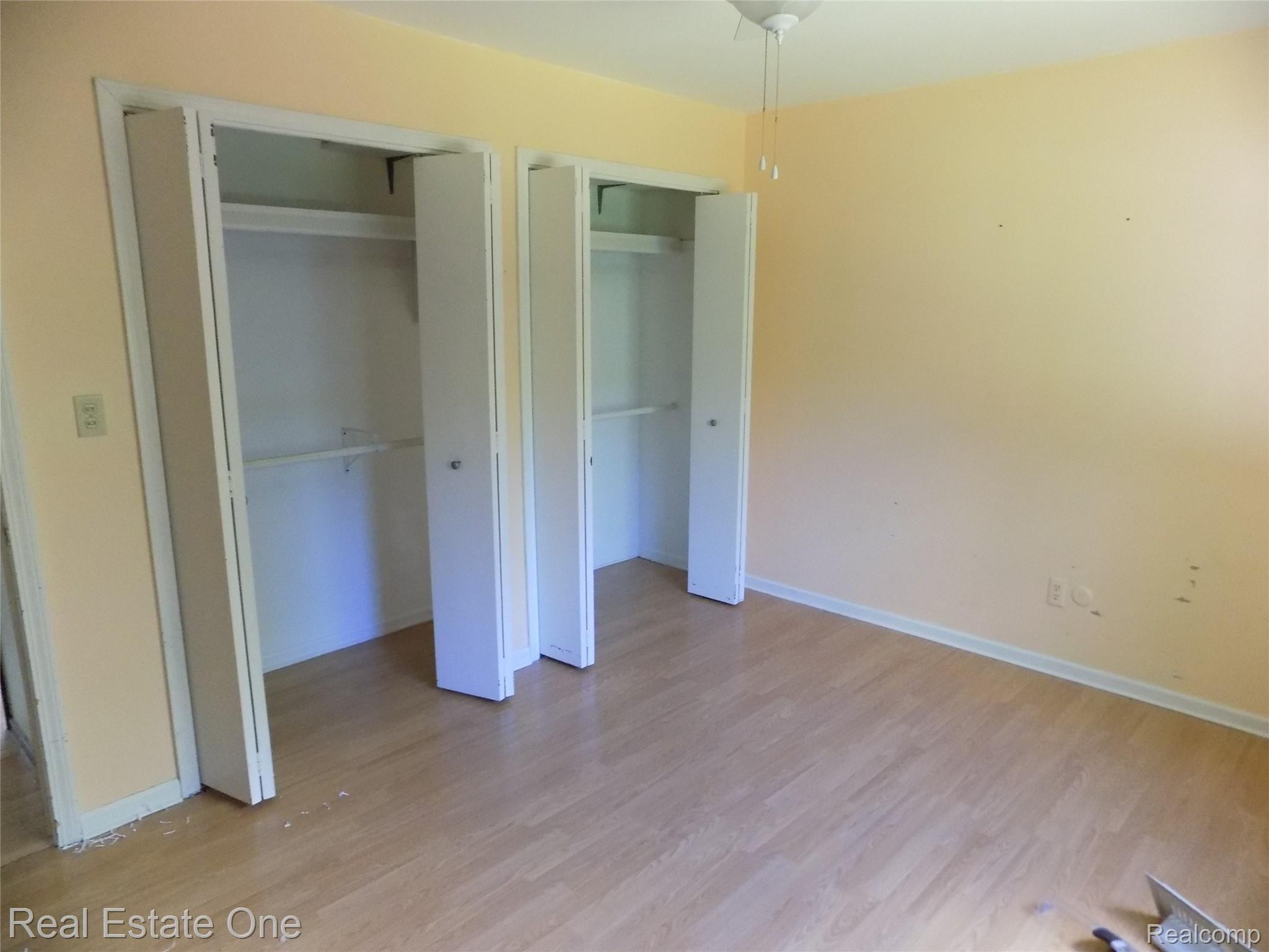 737 East Wardlow Road Highland, MI 48356 - Photo 12 of 18 DSCN1010 - Copy - Copy.JPG