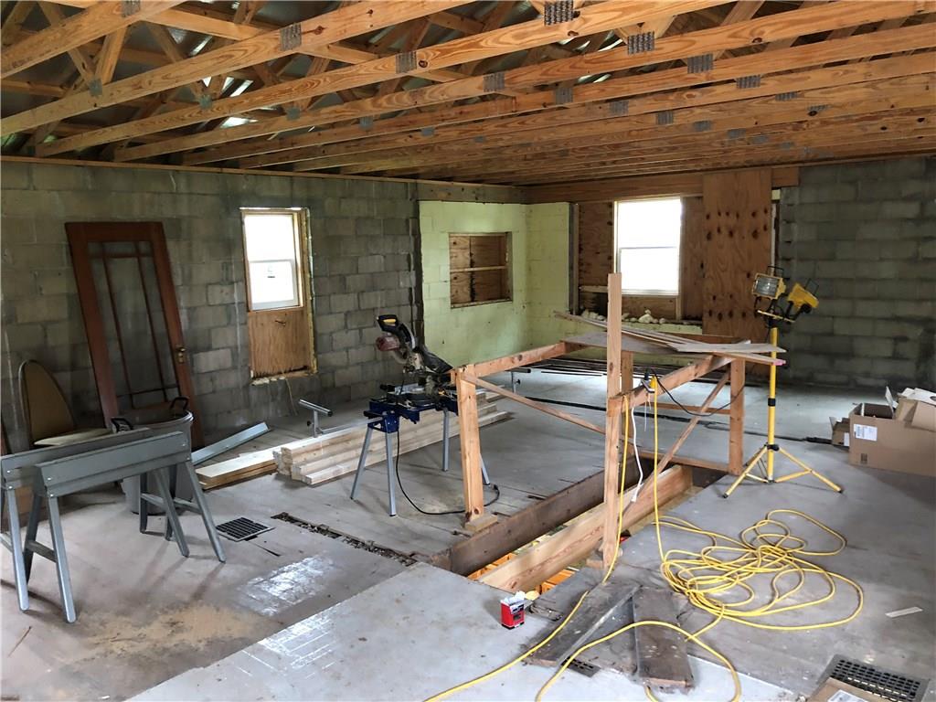 1394 Savage Road Salisbury, PA 15558 - Photo 3 of 13 Gallery Image 3