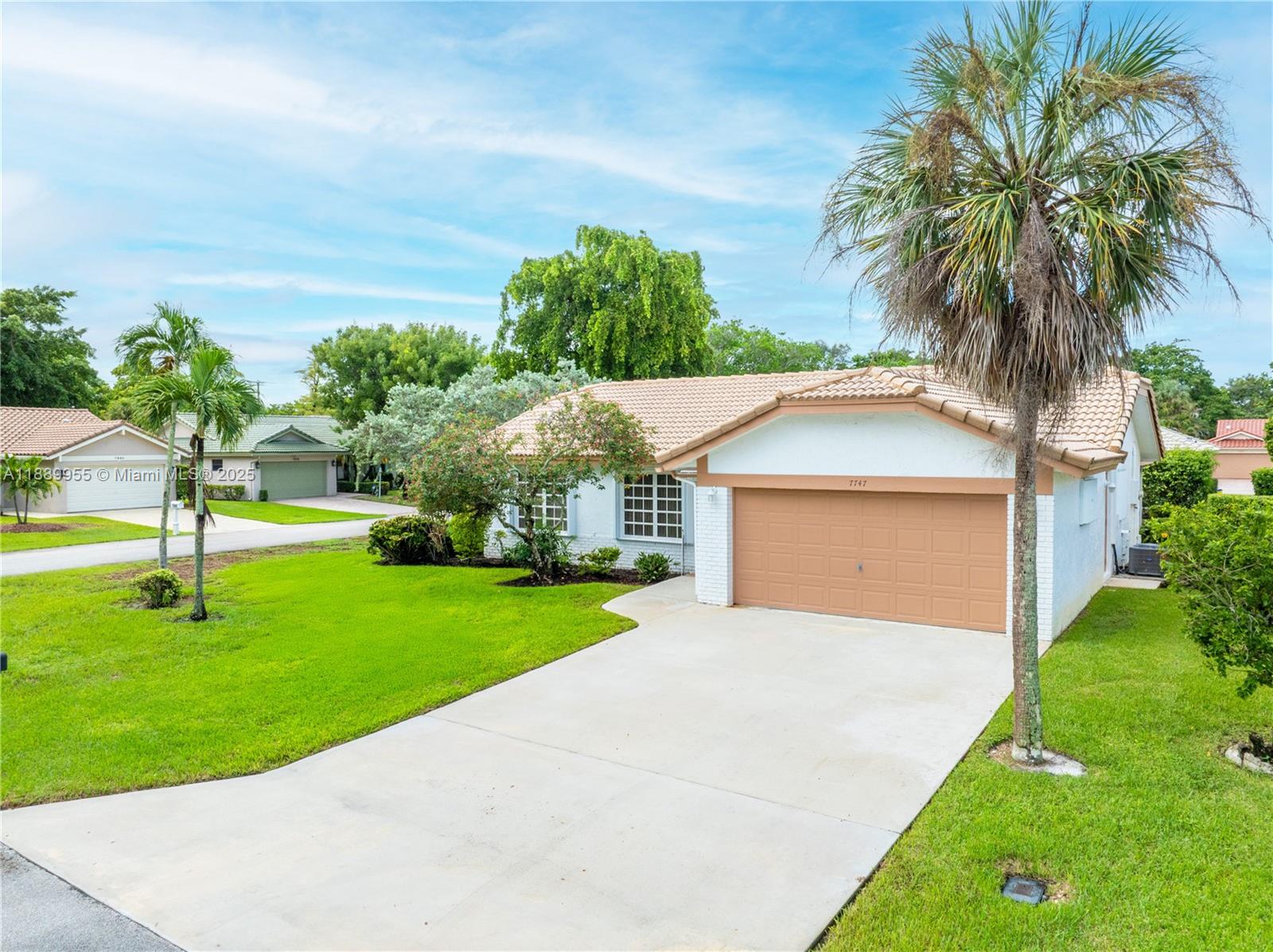 7747 Cloverfield Circle Boca Raton, FL 33433 - Photo 31 of 40 Gallery Image 31