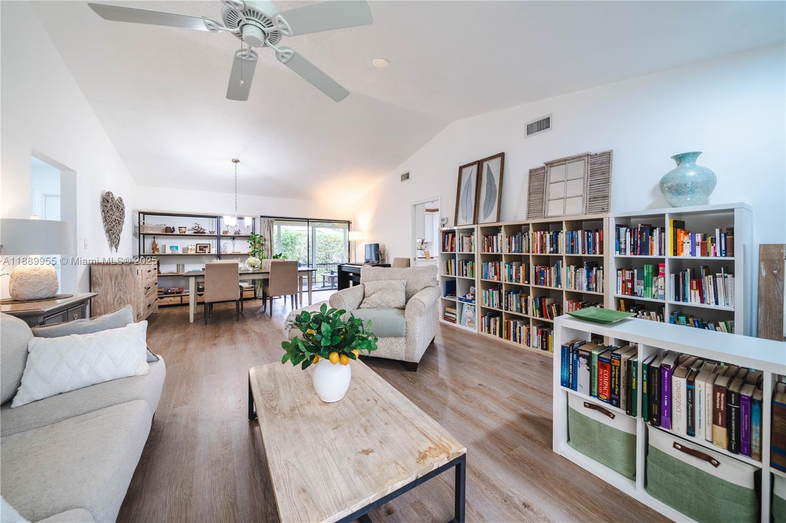 7747 Cloverfield Circle Boca Raton, FL 33433 - Photo 4 of 40 Gallery Image 4