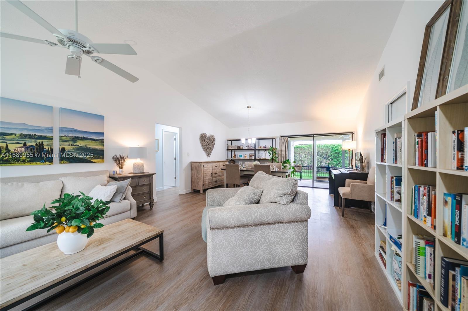 7747 Cloverfield Circle Boca Raton, FL 33433 - Photo 6 of 40 Gallery Image 6