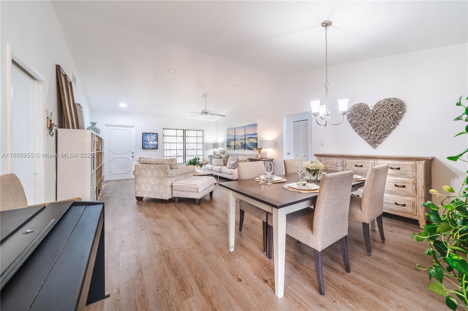 7747 Cloverfield Circle Boca Raton, FL 33433 - Photo 8 of 40 Gallery Image 8