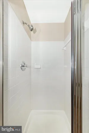 $2,200 | 13205 Cloppers Mill Drive, Unit 13D, Germantown, MD 20874