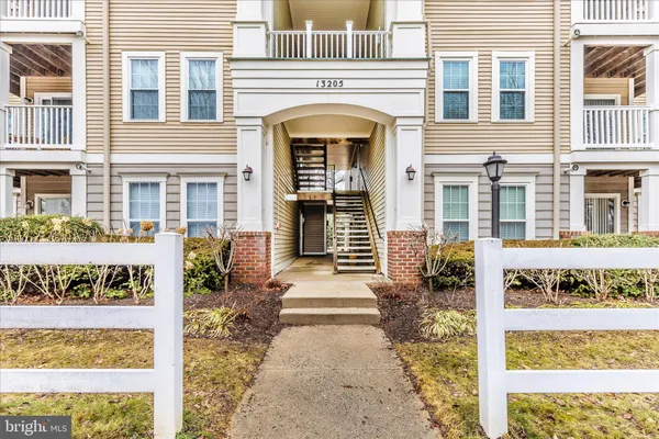 $2,200 | 13205 Cloppers Mill Drive, Unit 13D, Germantown, MD 20874