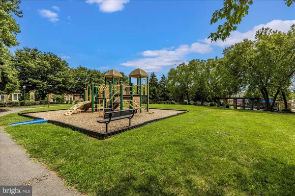 $2,200 | 13205 Cloppers Mill Drive, Unit 13D, Germantown, MD 20874