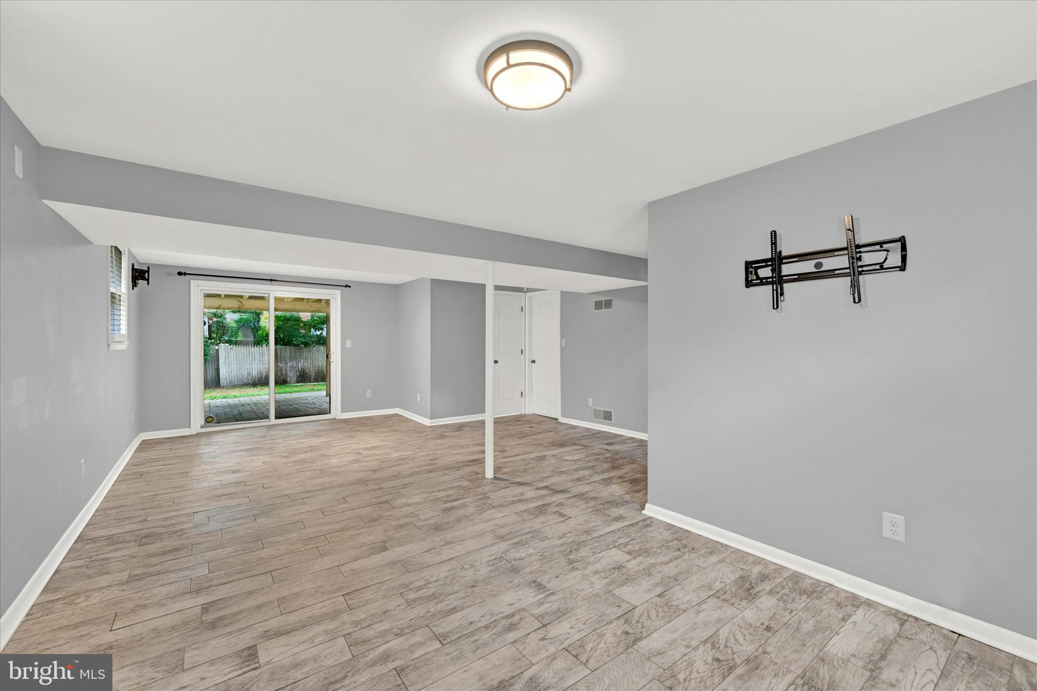 531 Kenmore Road Severna Park, MD 21146 - Photo 15 of 25 Lower Level Living room