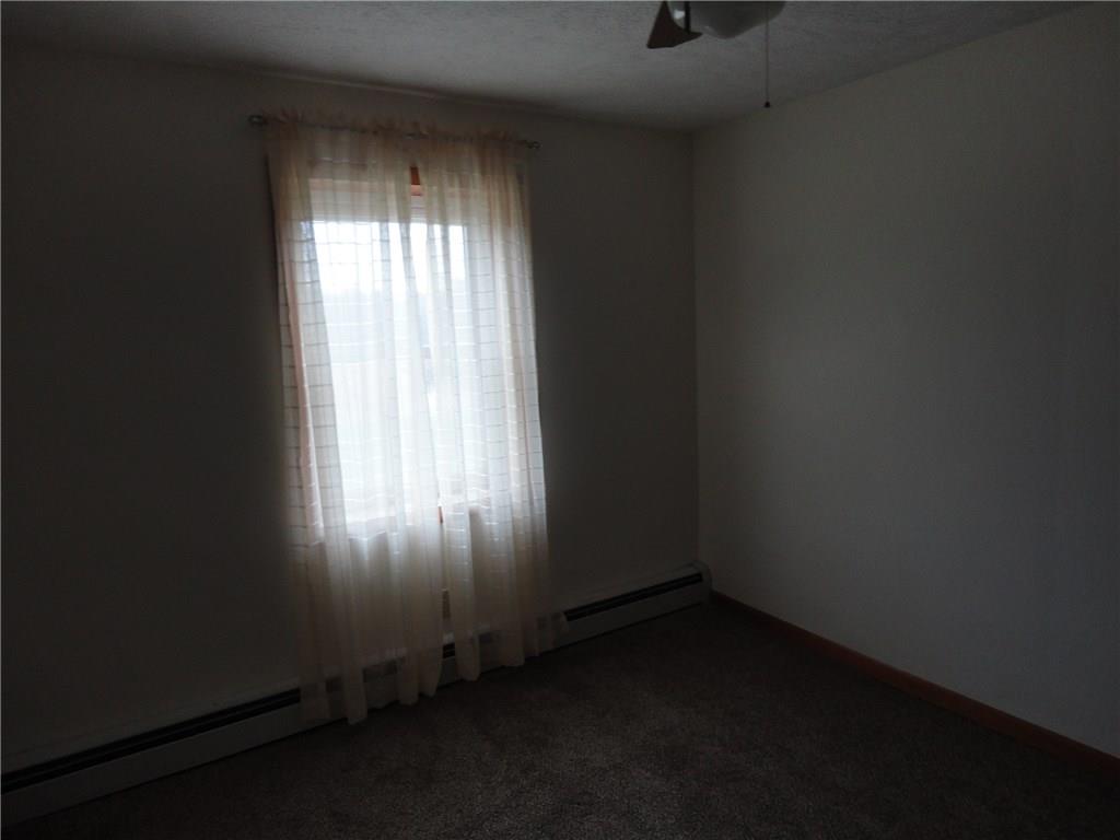 186 Elliott Road Grove City, PA 16127 - Photo 11 of 13 Gallery Image 11