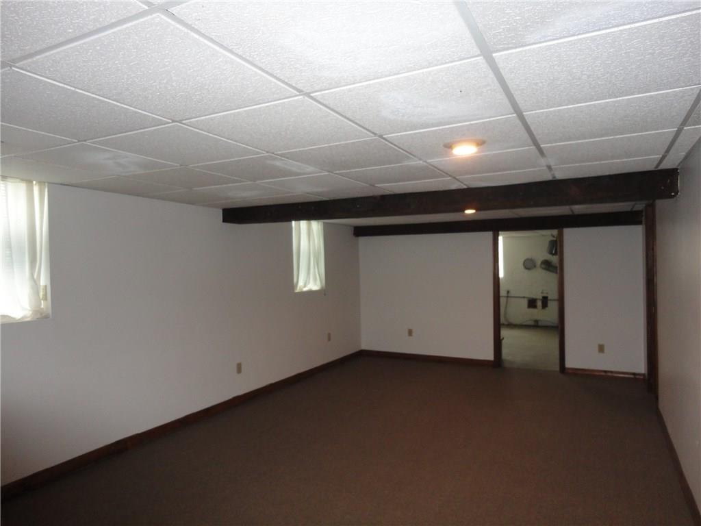 186 Elliott Road Grove City, PA 16127 - Photo 12 of 13 Gallery Image 12