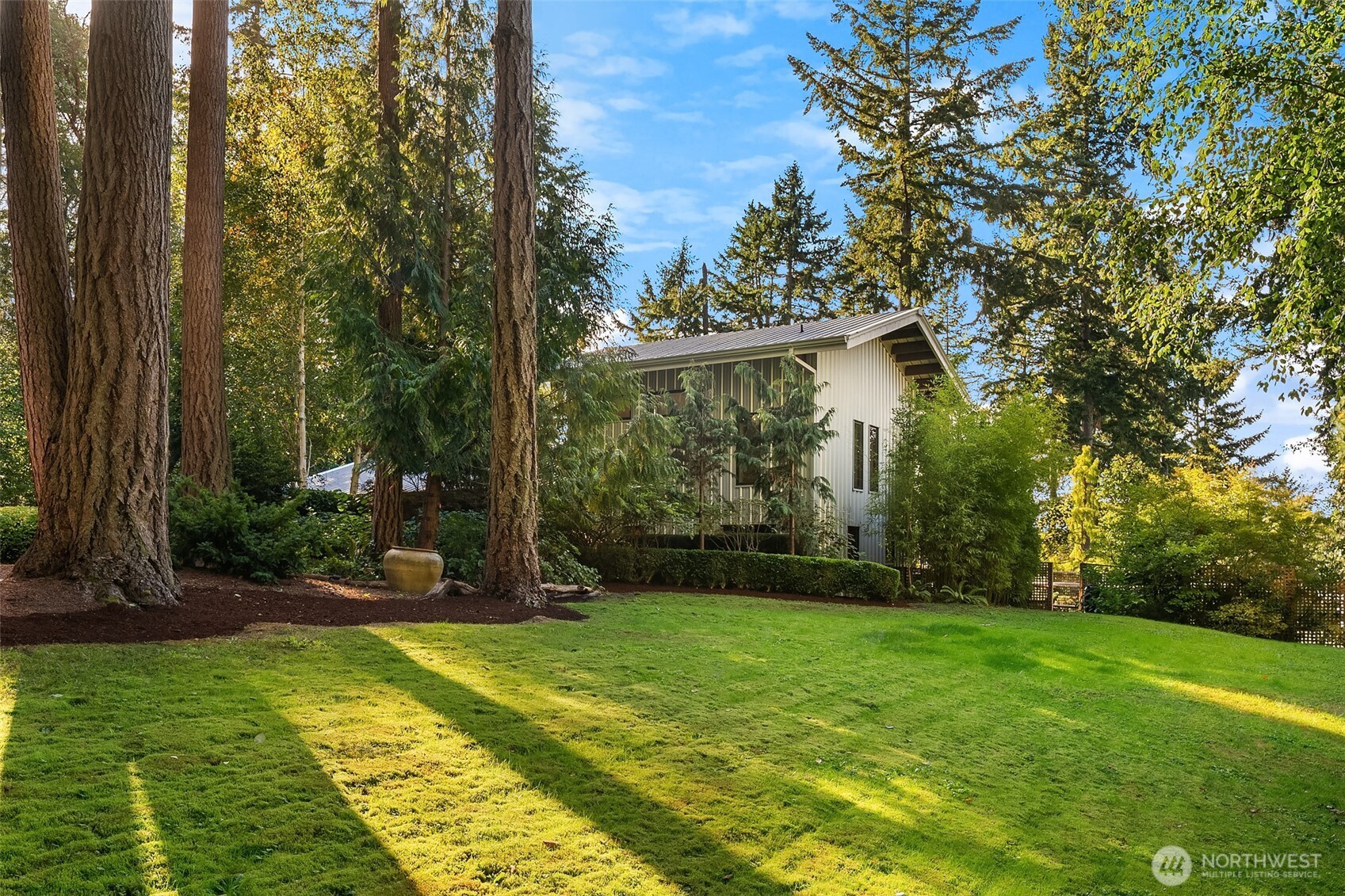 12423 Southwest 151st Street Vashon, WA 98070 - Photo 33 of 40