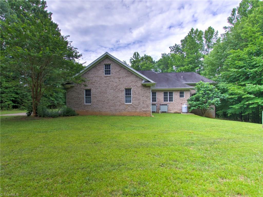 1037 Quaker Ridge Road Mebane, NC 27302 - Photo 22 of 25 Gallery Image 22