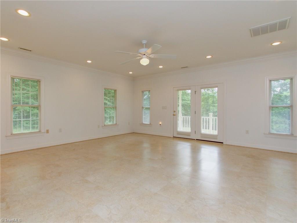 1037 Quaker Ridge Road Mebane, NC 27302 - Photo 5 of 25 Gallery Image 5